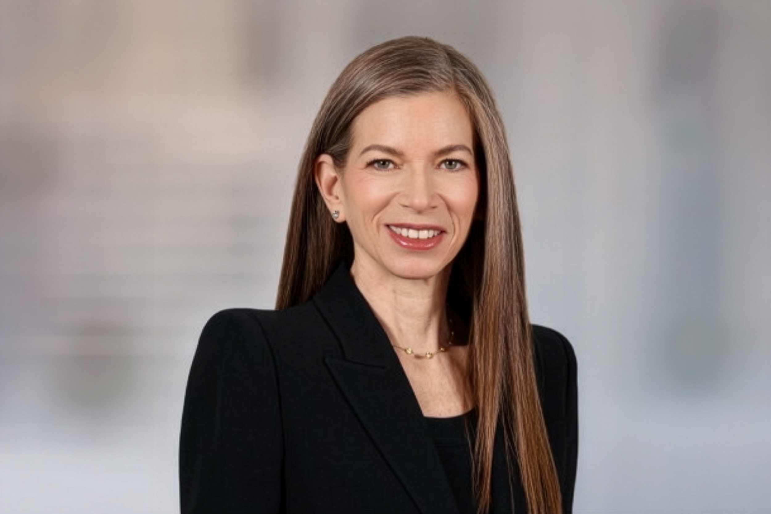 Dana Weinstein headshot